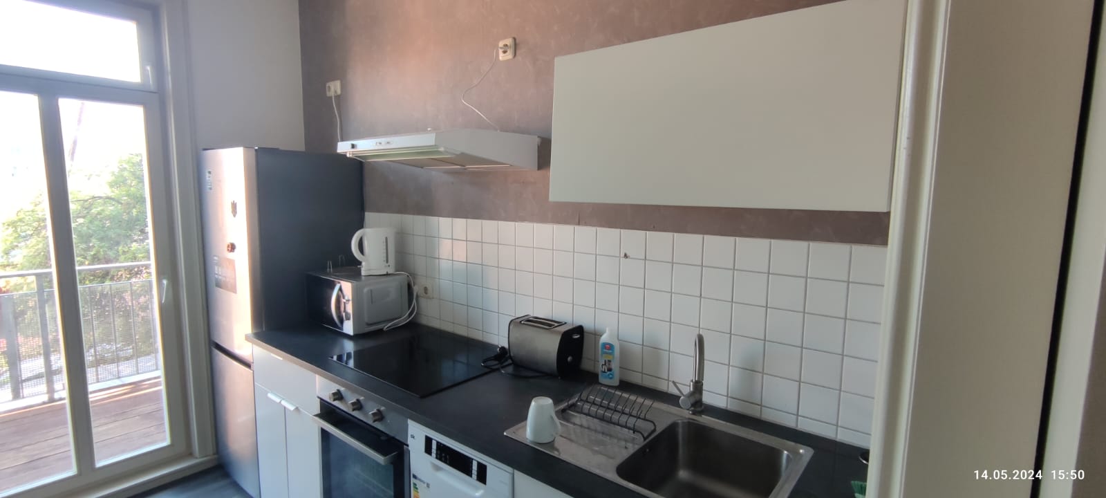 Küche mit Balkonzugang Appartement 71